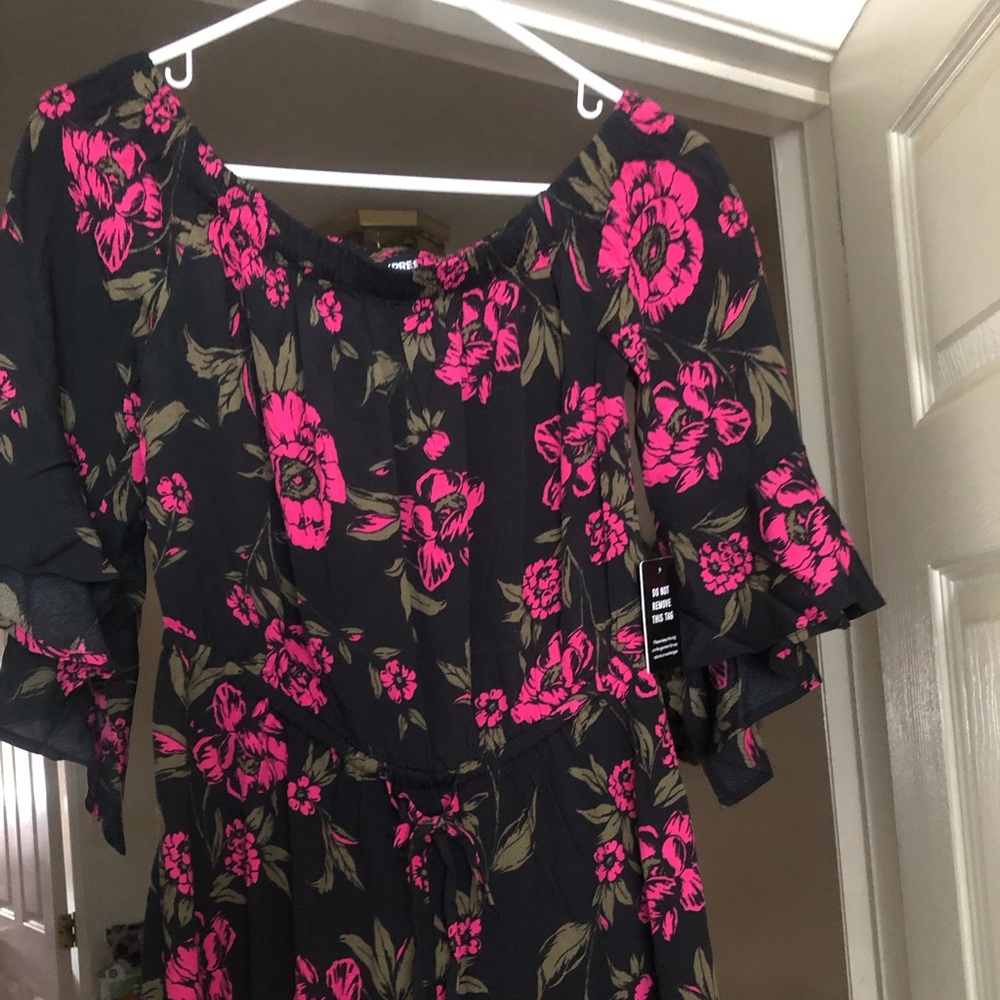 Express Bell Sleeve Romper, Size Small